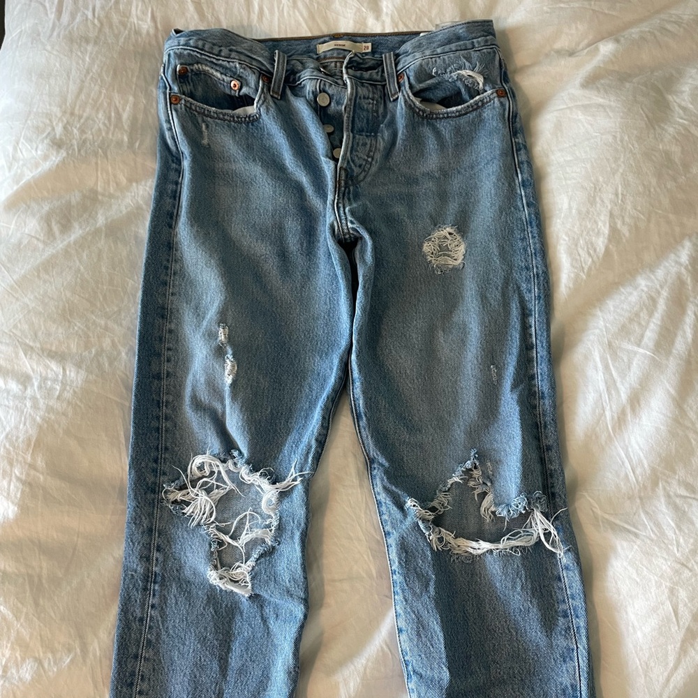 Levi’s wedgie jeans